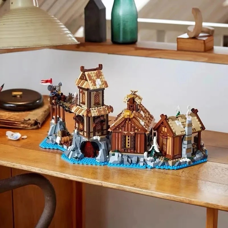 

Новый 1556 шт. Moc, европейский средневековый вид на улицу, модель села викингов, головоломка на заказ, креативные идеи «сделай сам», детская игрушка, подарок на день рождения 21343