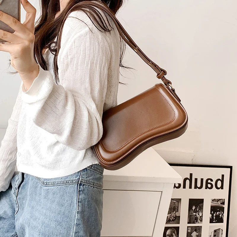 MOODS Flap Crossbody Bags For Women Pure Color PU Leather Armpit Shoulder Bag 2023 Latest Fashion Small Saddle Handbags Female