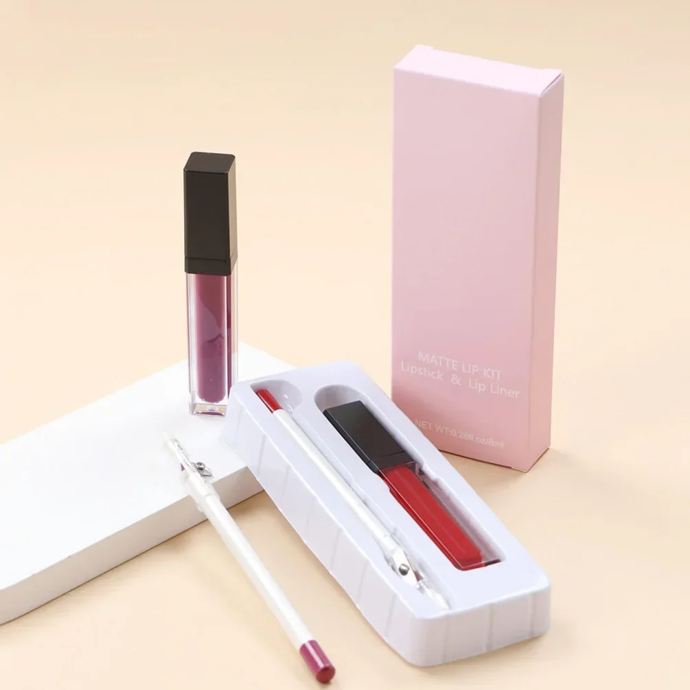 26 สีลิปกลอสและลิปไลเนอร์ชุด Sharpener ฉลากส่วนตัว Pigment Non-Stick Non-Fade กันน้ําโลโก้ที่กําหนดเองแต่งหน้าฝาปิดสีดํา