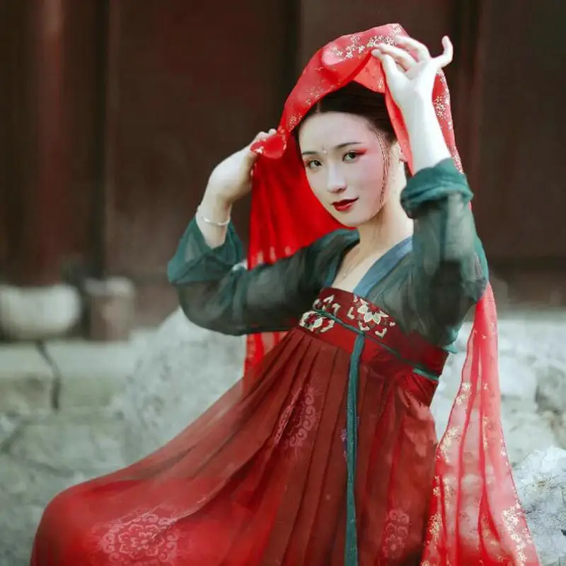 Fengge طائرة ورقية الصدر طول تنورة Hanfu الربيع الصيف الخريف الشتاء المرأة تنورة مطرزة الصدر طول الملابس النسائية القديمة