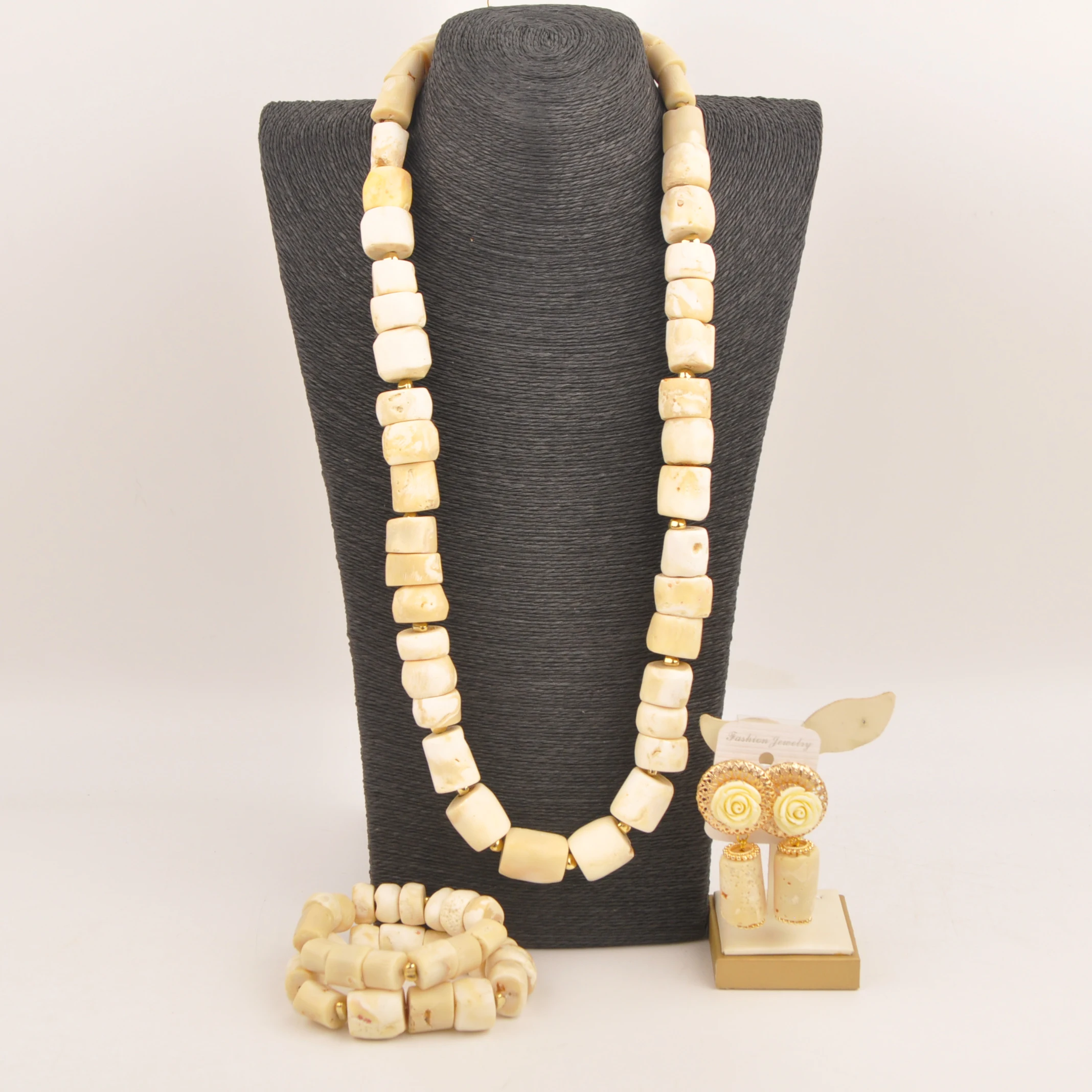 

Nigerian Wedding African Beads White Coral Bridal Jewelry Sets for Men and Women