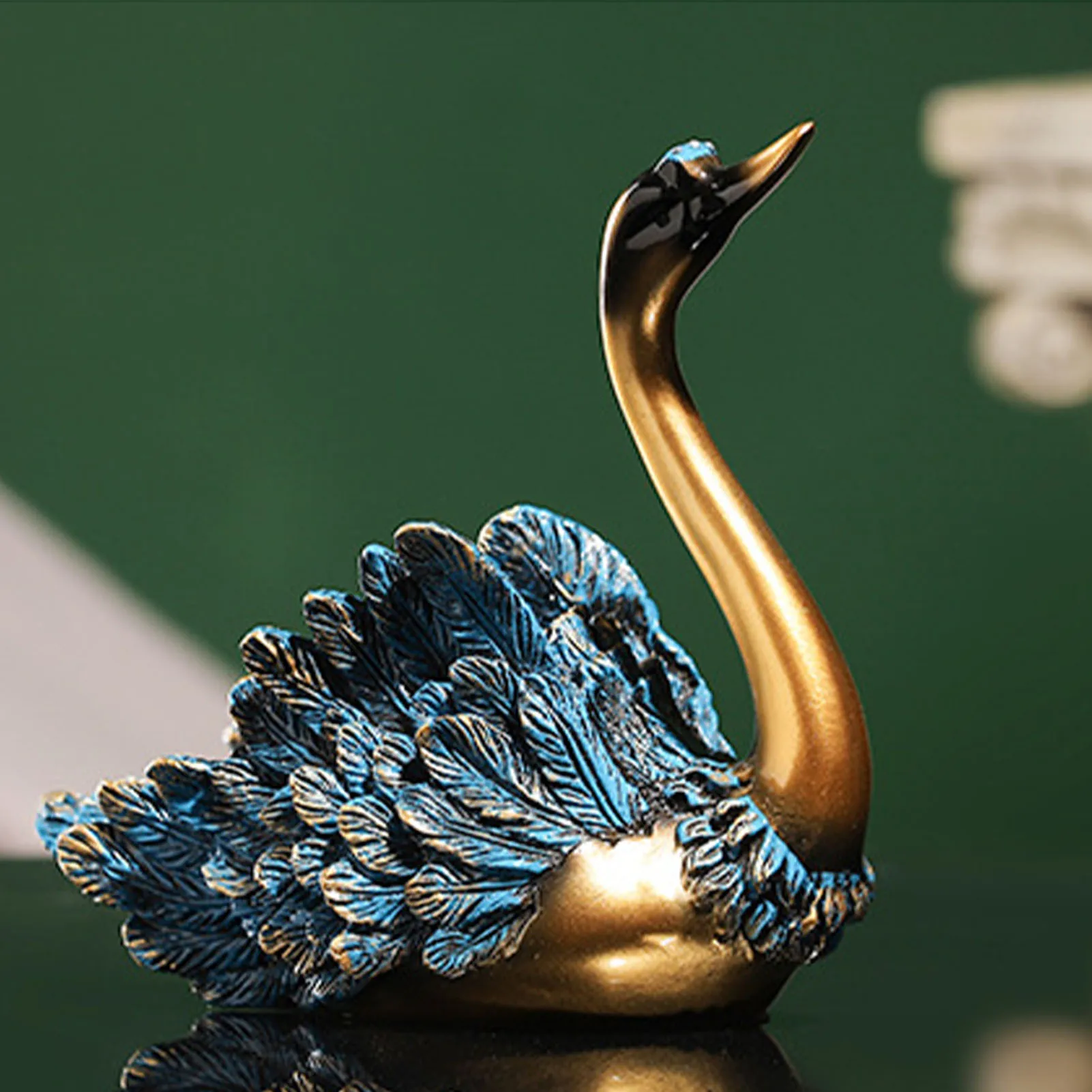 

Swan Ornament Resin Flat Bottom Vivid Feather Modern Delicate Swan Sculpture Study Decoration