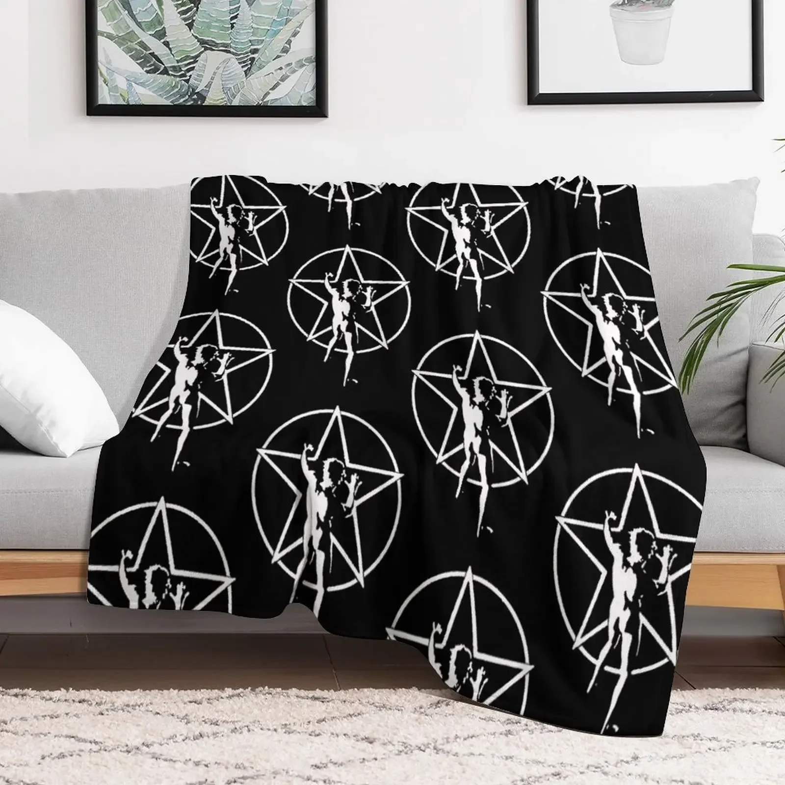 Best selling !! - rushh stars Essential T-Shirt Throw Blanket Designers Kid'S Quilt Blankets