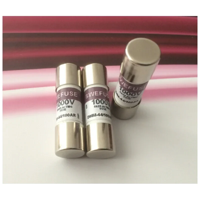 

Импортная предохранительная трубка Fluke DMM-B-44/100-R 10 x 35 мм 440 мА 1000 В 10 кА DMM-B-44/100-R 10x35 мм Mult