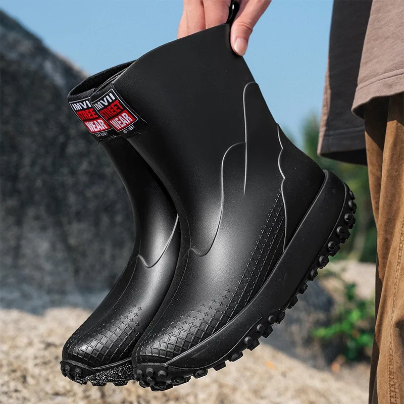 2026Men's Rain Boots Fishing Rubber Galoshes Fashion Mid-calf Rubber Rain Boots Outdoor Work Water Shoes Botas De Lluvia Hombre