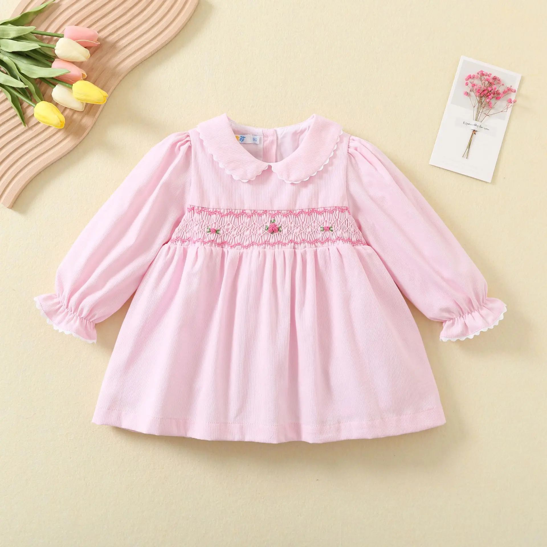 Autumn Girls Long Sleeve Retro Embroidered Handmade Smocked Dress Children Cotton Princess Pink Dress Frocks For Party 1-4 Years