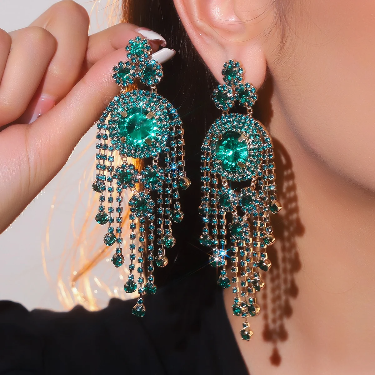 

Retro ethnic style heavy colorful full of diamond tassel earrings female fashion luxury temperament match earrings