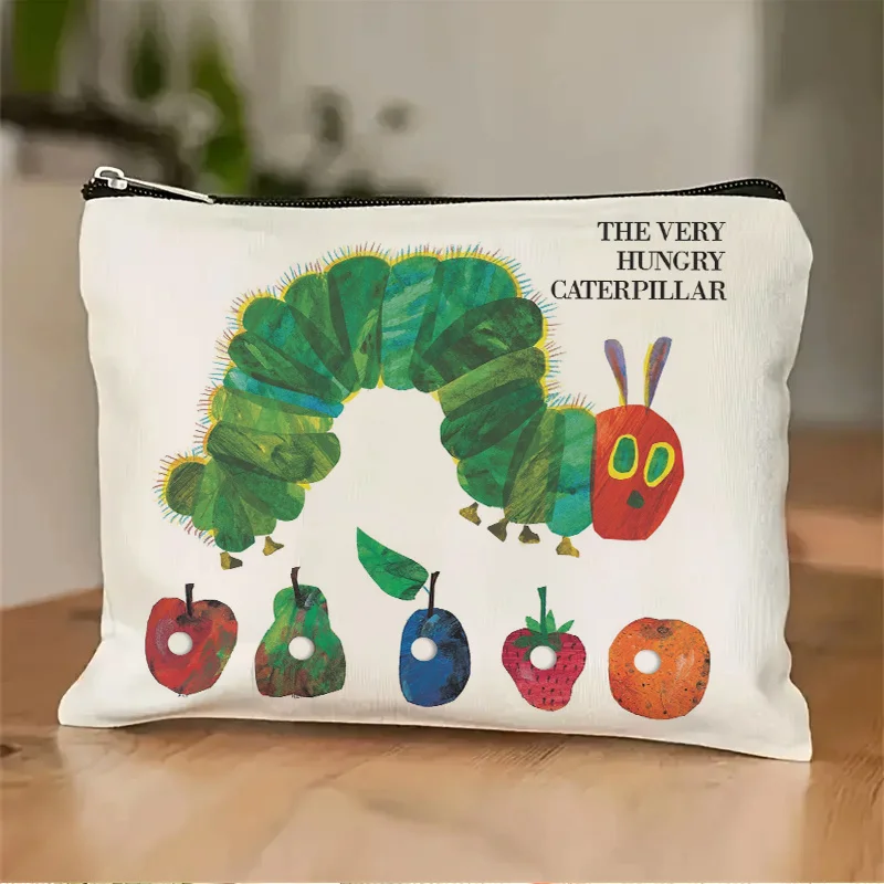 毛虫の形をしたメイクアップバッグがとても気に入っています - 多機能で大容量の携帯用メイクアップバッグ、旅行に最適なジッパー付きです。