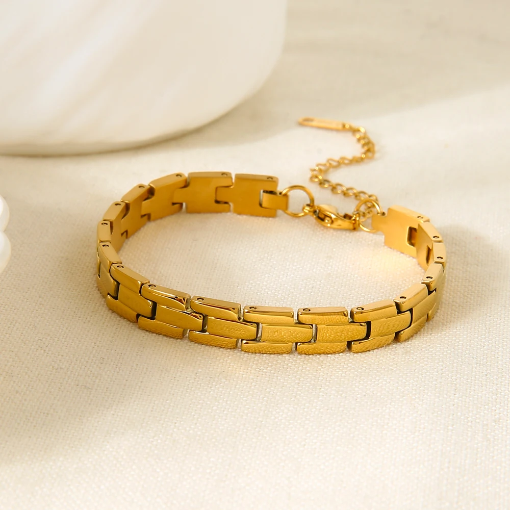 

Minimalist 18K Gold Plated Stainless Steel Wide U-Shape Chain Bracelet Fashion Waterproof Cuff for Daily Wear Jewelry Gift