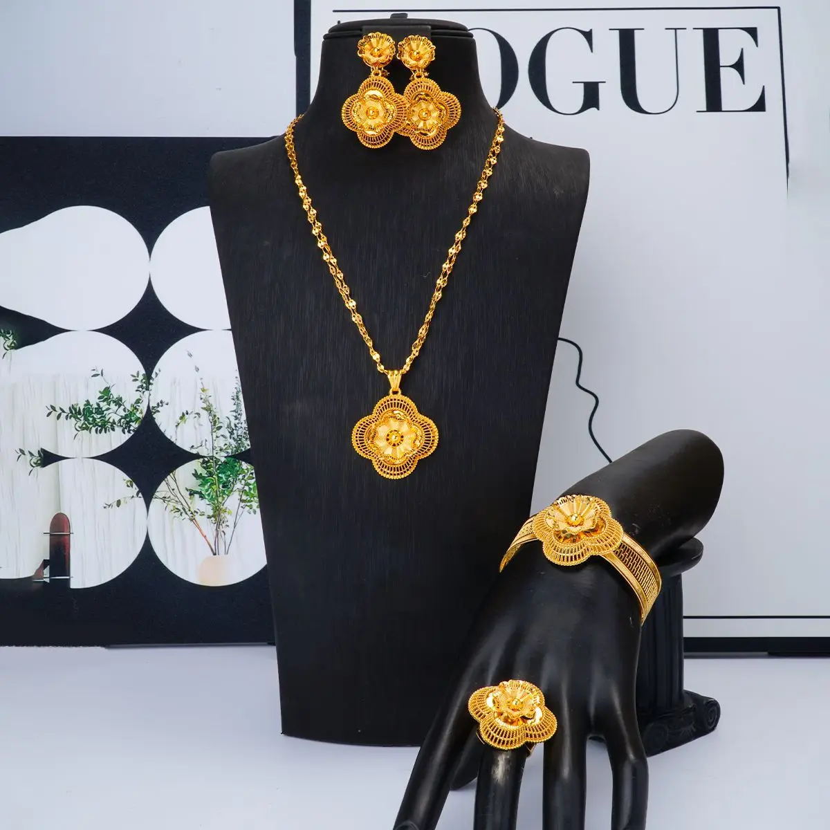 

Chinese Gentle Style Hollow Flower Necklace Earrings Bracelet 3pcs Set For Women 24K Gold AU999, floral design classic