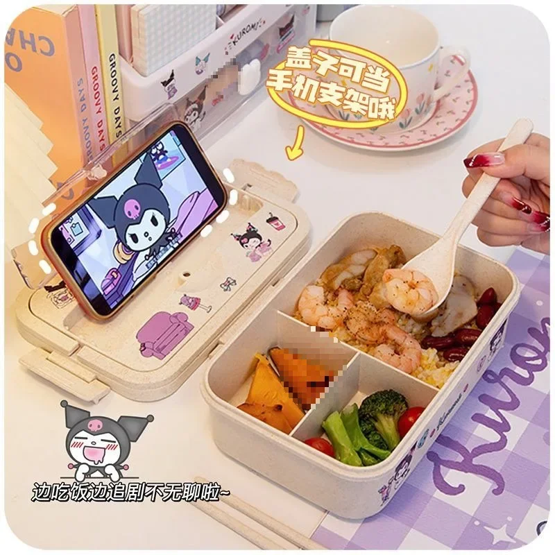 Kotak Makan Siang Bento Hello Kitty dengan Sendok, Sumpit, Stiker Sanrio, Portabel untuk Siswa, Kotak Makanan Ringan Sandwich 3 Sekat yang Dapat Dipanaskan