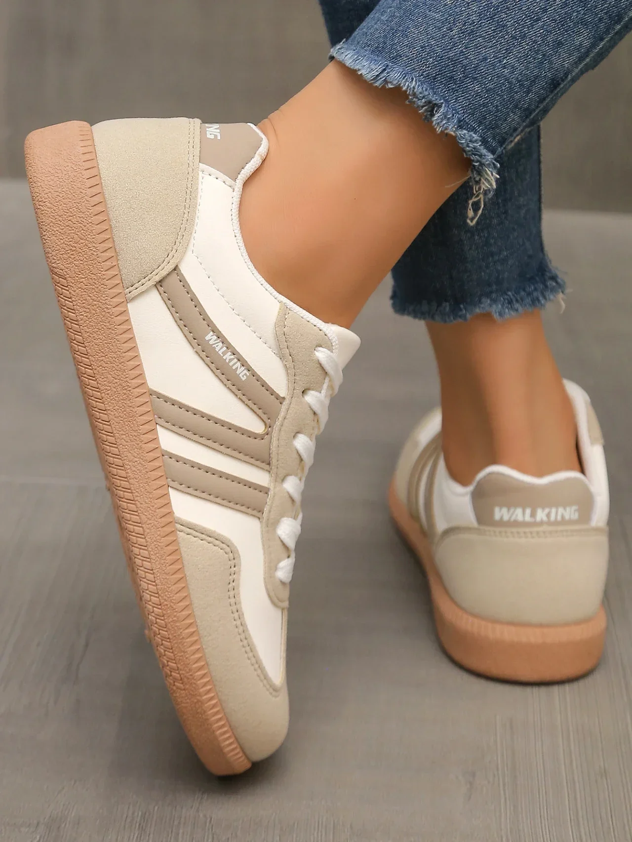 2023 frühling Frauen Turnschuhe Neue Luxus Flache Müßiggänger Slip auf Weichen Weiblichen Turnschuhe Bequeme Leichte Outdoor Schuhe für Frauen – Detail 2