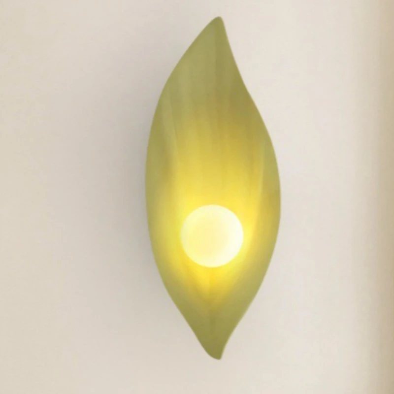 

French Creamy Bedroom Wall Lamp Resin Designer Living Room Background Wall Corridor Antique Lamp LED Lighting Fixtures Delicate