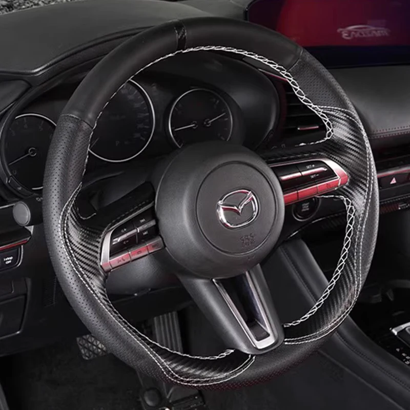 

100% подходит для Mazda CX-30 CX30 Mazda 3 Axela 2020-2023, прошитый вручную черный чехол на руль из натуральной кожи из углеродного волокна