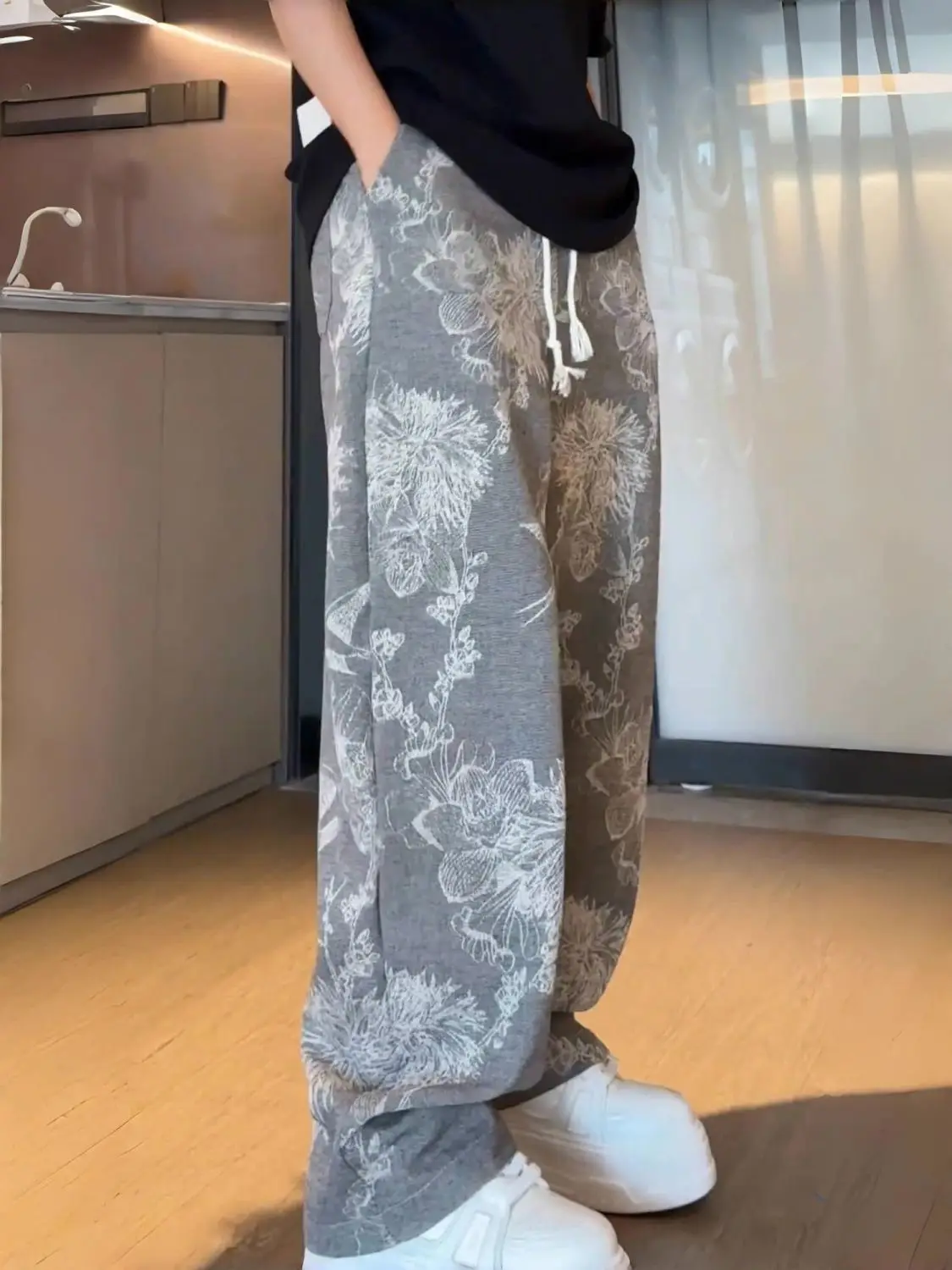 

Spring and Autumn Retro New Flower Personalized Loose Straight Men's Trendy Brand High Street Wide Legs Casual Pants JJ1400