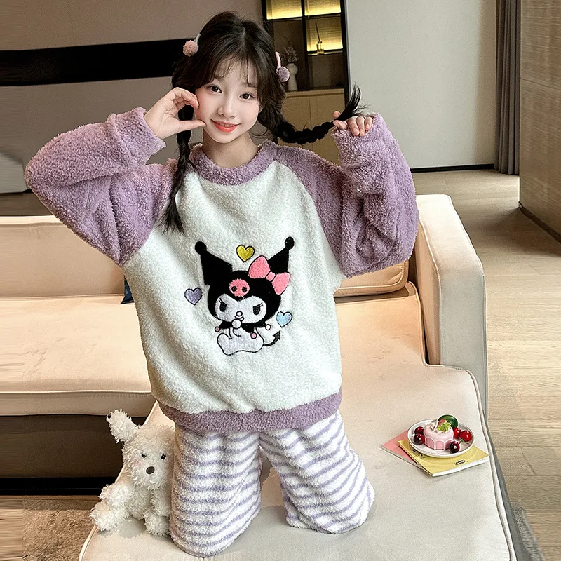 

Зимние милые пижамы с героями мультфильмов для девочек в стиле аниме «Hello Kitty», детская зимняя повседневная свободная домашняя одежда, плюшевый толстый теплый комплект для больших мальчиков