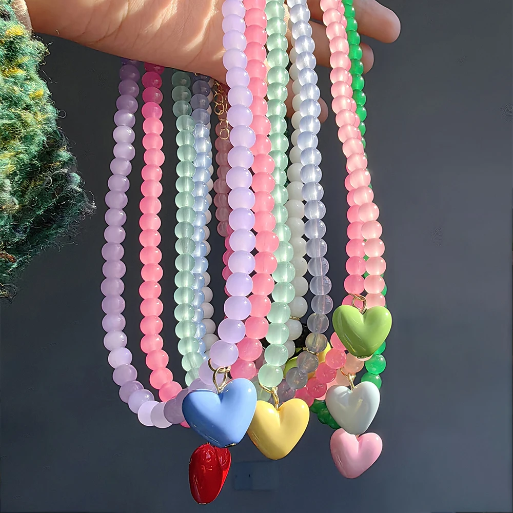 ZX Handmade Transparent Beaded Chain Short Chokers for Women Cute Candy Color Heart Pendant Necklace Wholesale Girl Jewelry Gift