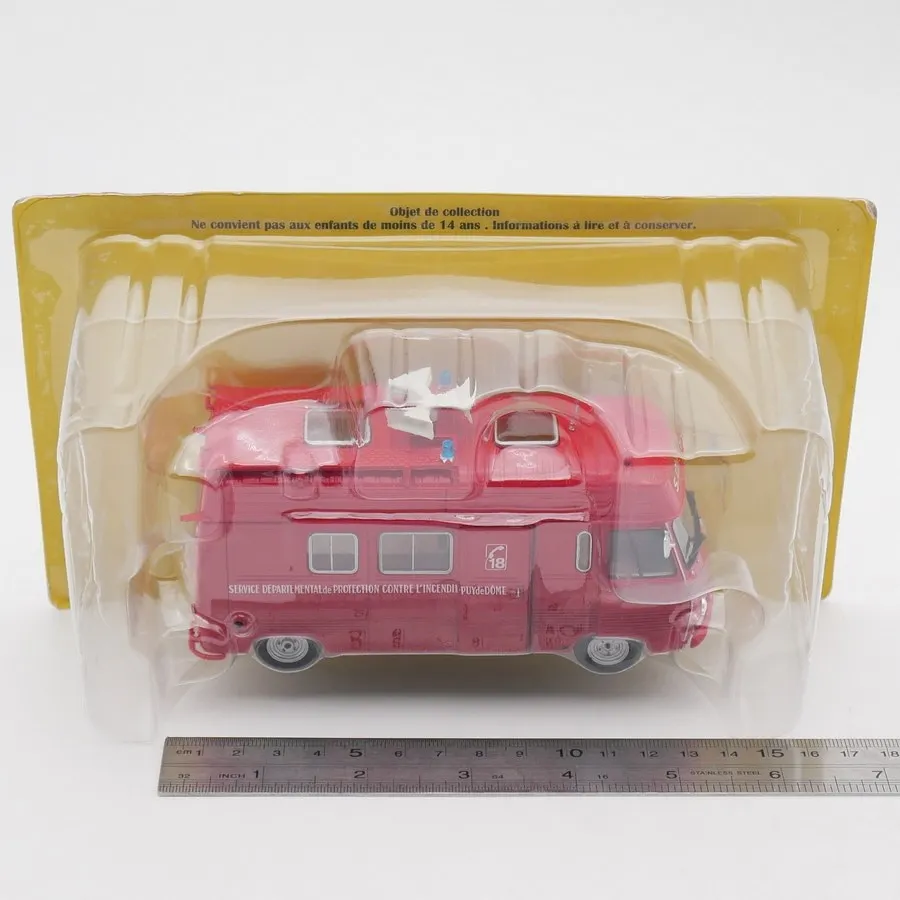 

Diecast Ixo 1:43 Scale Fire Truck Ambulance Alloy Car Model