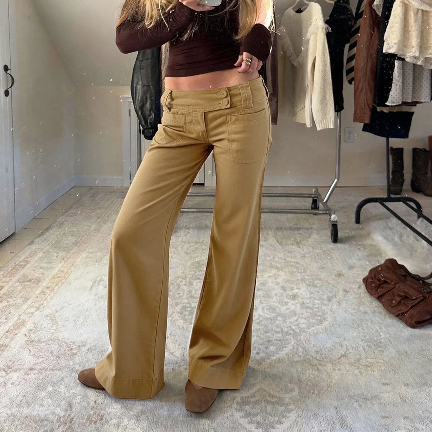 

Джинсы в стиле Y2K, американский ретро-стиль, с боковыми пуговицами, низкая талия, стройнящие, модные, в стиле «пикантная девушка», длинные, с легким расклешением.