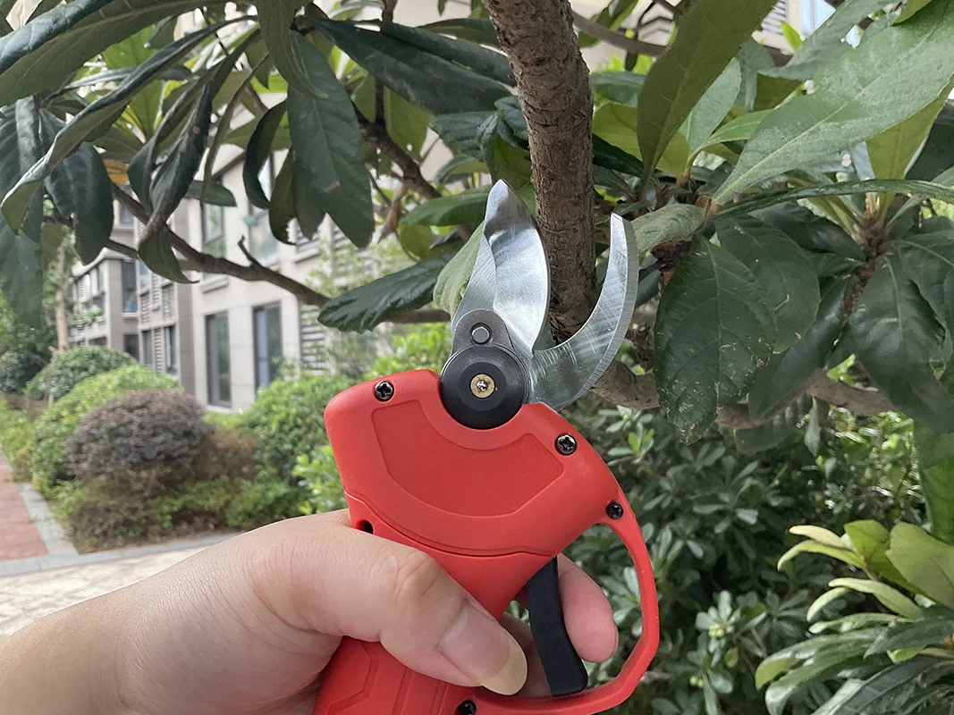 Cordless Portable Fruit Tree Pruner Kit Rechargeable Lithium Battery Electric Pruning Shears Garden Scissors