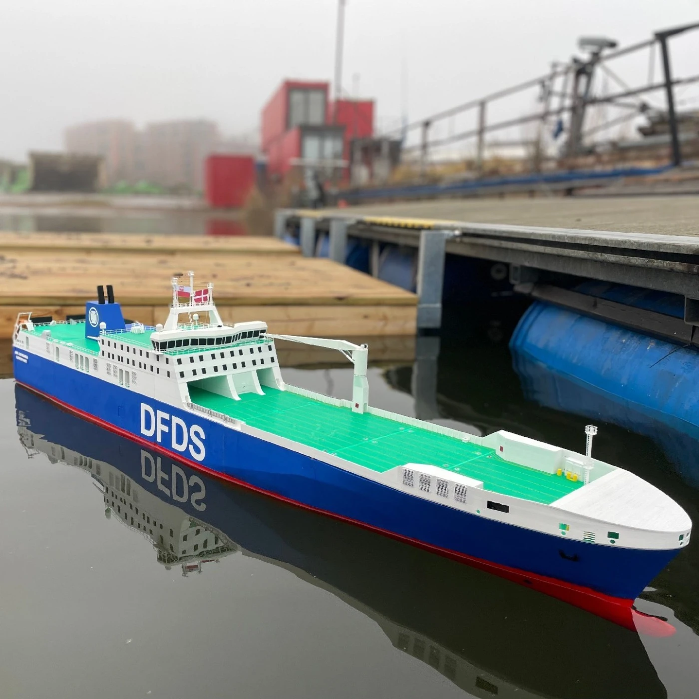 

1/150 Радиоуправляемая лодка 132 см Германии Контейнерный корабль Лодка с дистанционным управлением Высокоточная 3D-печатная радиоуправляемая лодка Модель Комплект игрушки для взрослых