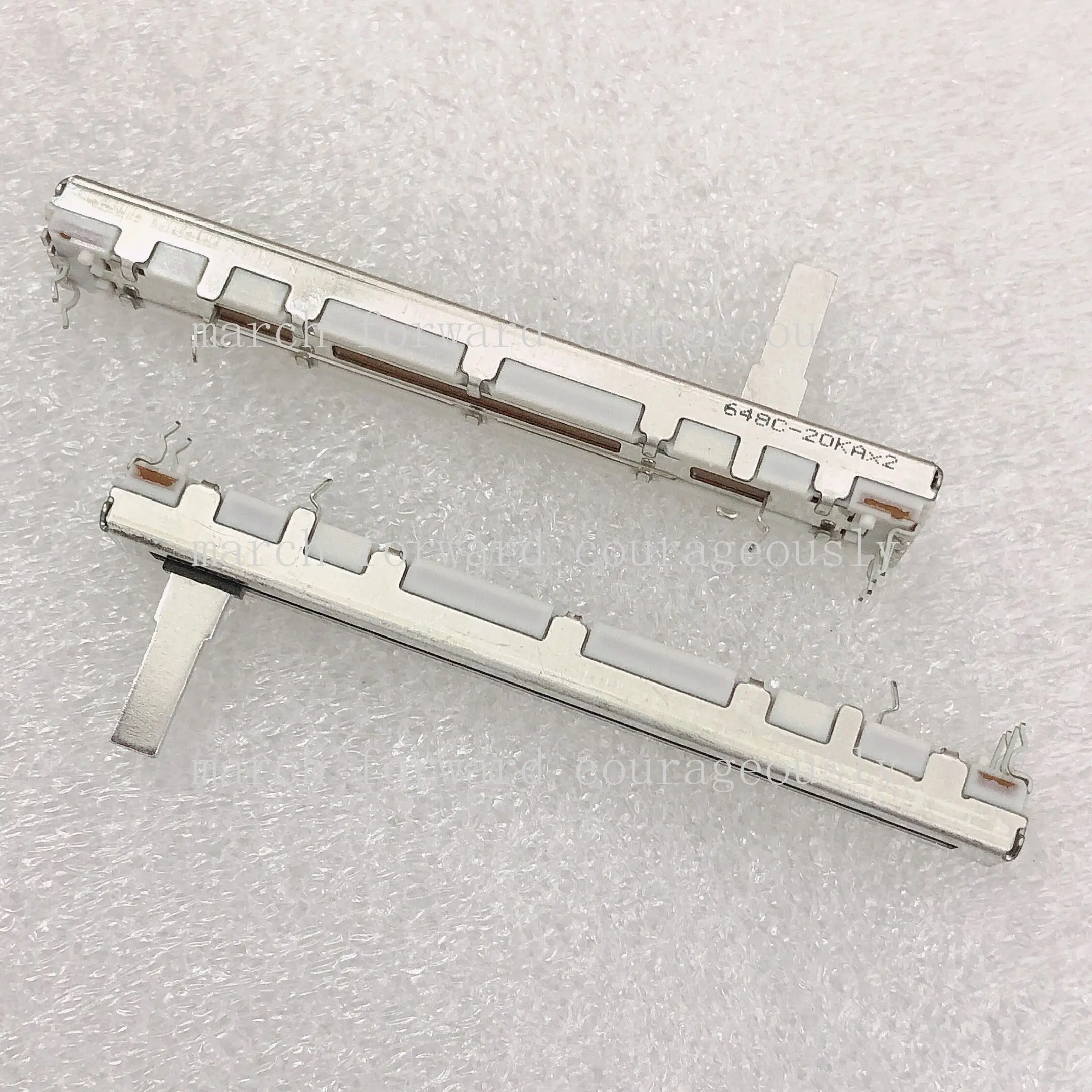 

5 шт. оригинальных потенциометров ALPS mg12 для микшерного пульта, 75 мм, сдвижные, с прямым сдвигом, двойные A20KX2