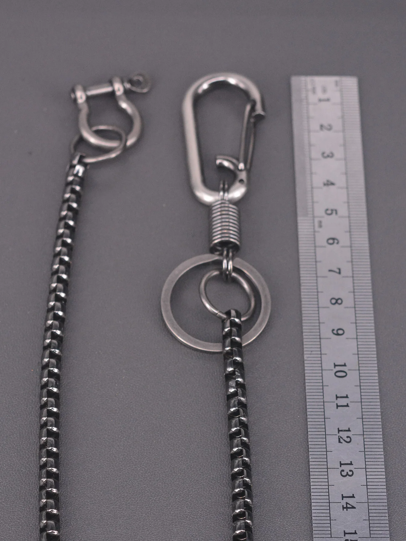 سلسلة مفاتيح للخصر بطول 22 بوص - مراجعة Edc Carry Clip وسعره