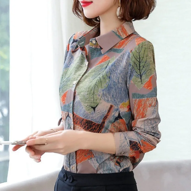Spring and Autumn Women's Polo Collar Contrast Geometry Abstract Single Breasted Long Sleeve Chiffon Shirt Cardigan Coat Tops