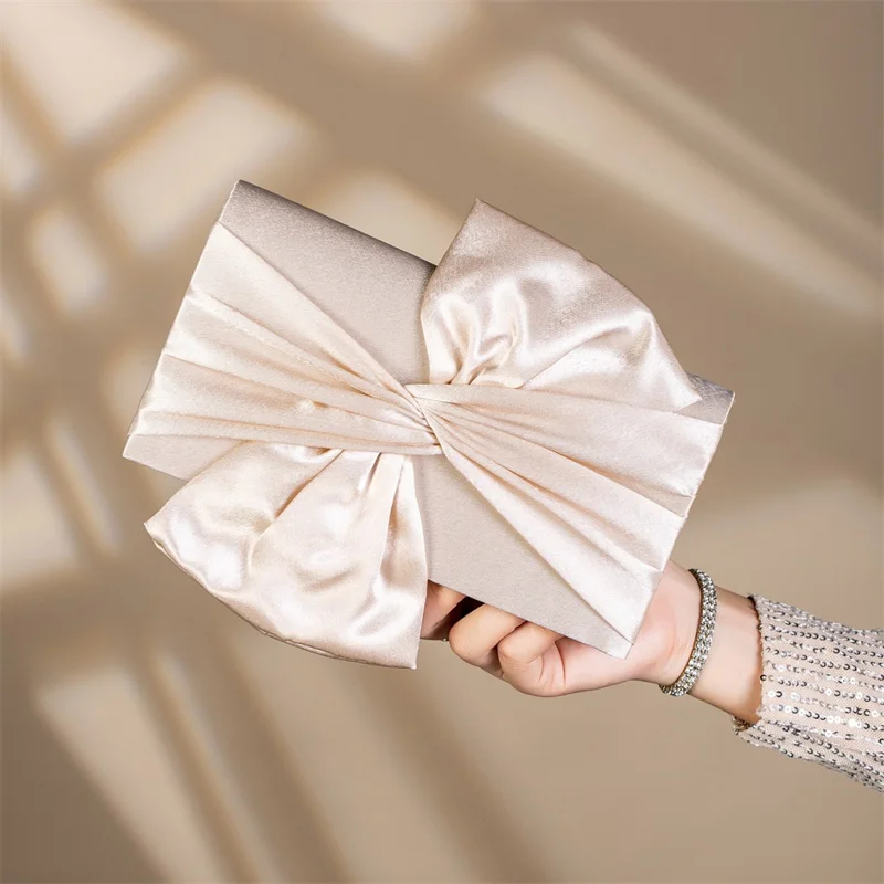 Women's Clutch Bag Wedding Party Bow Knot Evening Bag Celebrity Elegant Satin Purse Champagne Color Handbags with Shoulder Chain