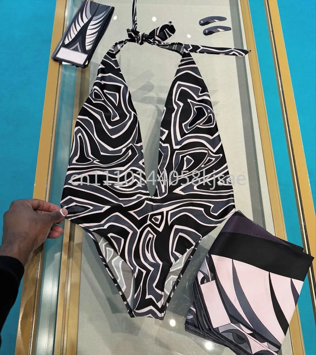 

Classic Design Women's Black Scarf Swimsuits with Letter Signature Logo Designer Brand Lady Headband Bikini Sets Beachwear