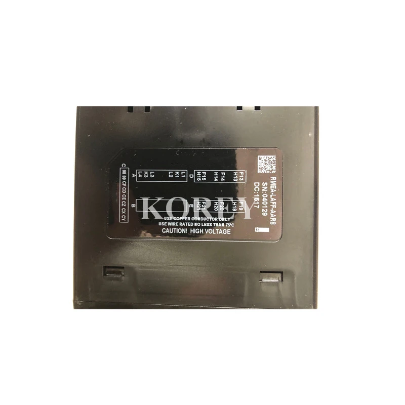 وحدة التحكم PLC RMEA-LLLL-AAR8 RMEA-LAFF-AAR8 RMZ4-28AA-AAHC متوفرة