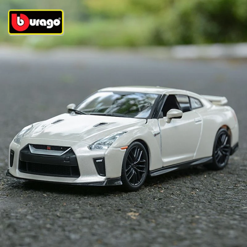 

Bburago 1:24 Nissan Skyline Ares GTR R34 R35 Alloy SuperCar Model Diecasts Metal Toy Sports Car Model Simulation Childrens Gifts