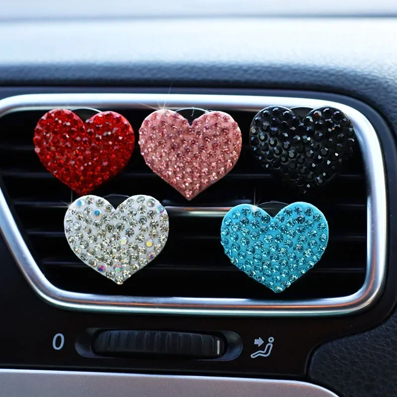 Heart-shaped Car Air Outlet Perfume Clip High-quality Cars Air-Conditionin Rhinestone Perfume Clips Auto Decoration Accessories