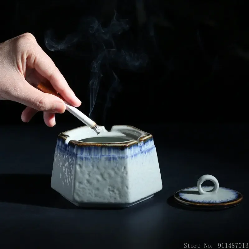 Japanese Style Ceramic Ancient Well Hexagon Ashtray, Creative With Lids Ashtray, Household Office Desk Decorations, 1Pc