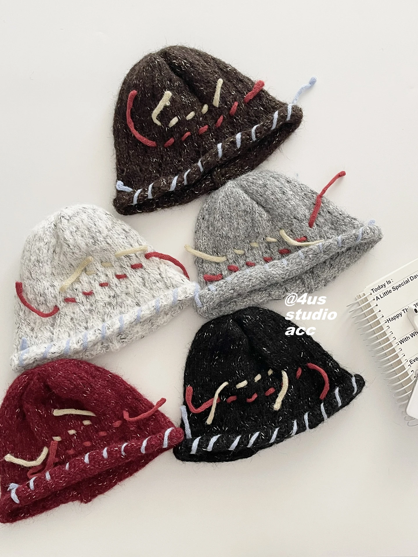 

Handmade Color-Block Knitted Hat for Women, Wool Hat for Autumn and Winter, Warm Ear Protection Melon Hat, Trendy