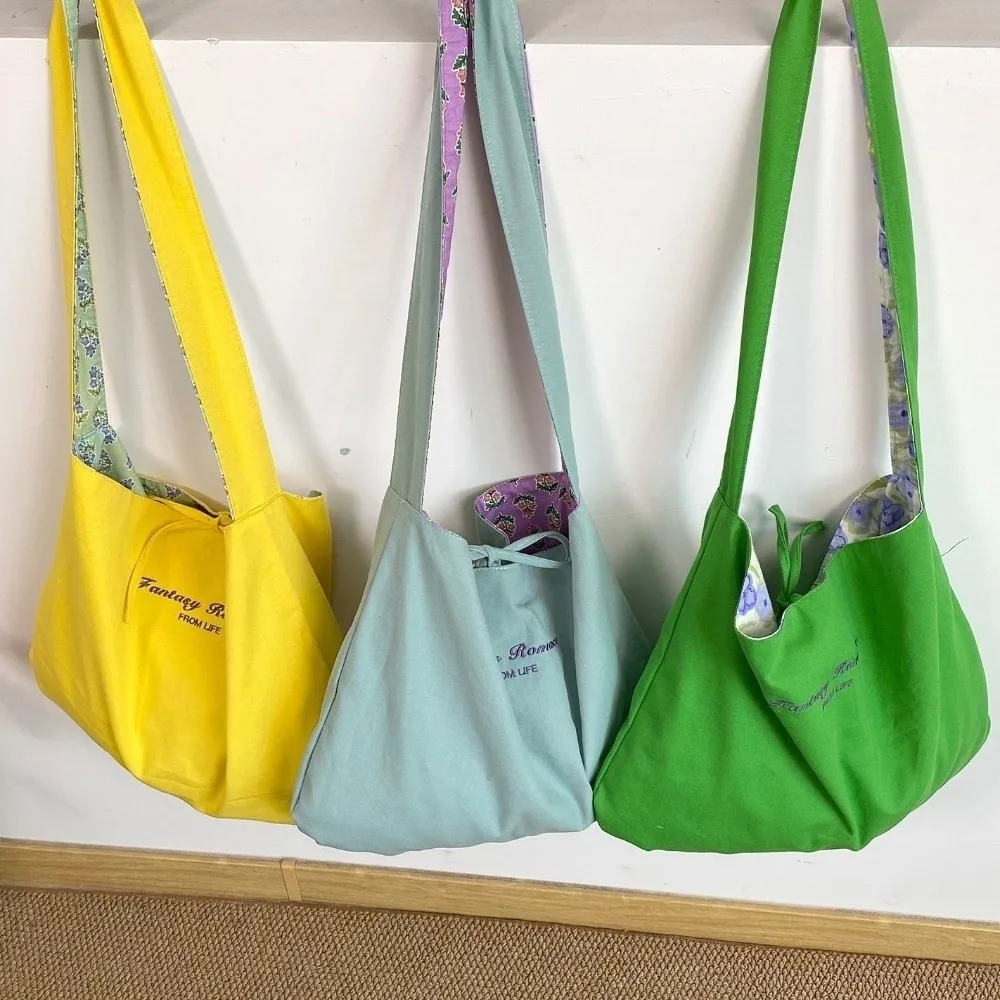 

Vintage Cloth Double Sided Vest Bag Japanese Style Leisure Flower Shoulder Bag Commuting Bowknot Canvas Crossbody Bag Student