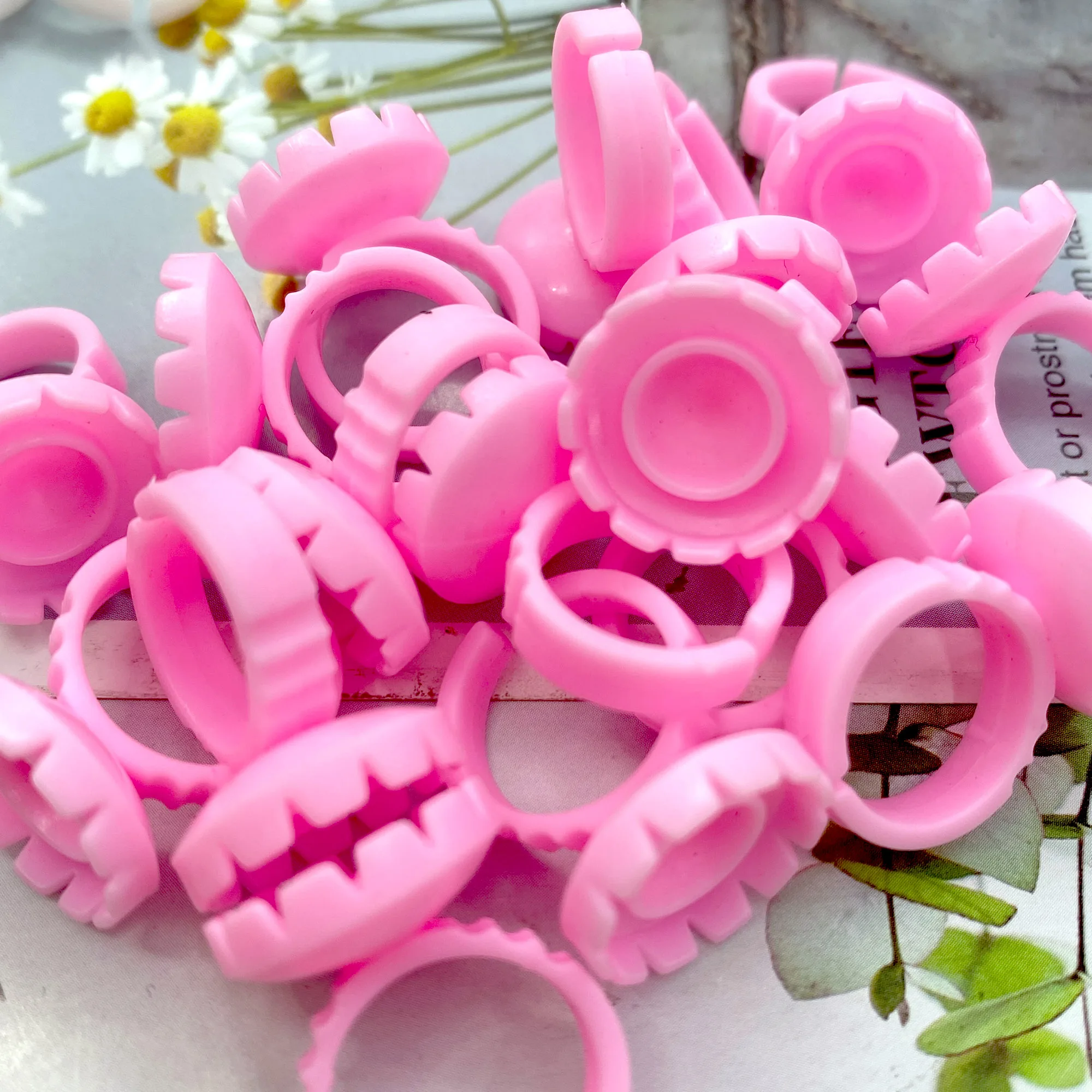 100 sztuk hurtownie jednorazowe klej do rzęs wentylator kubek pierścienie uchwyt pojemnik Pigment do tatuażu narzędzia do przedłużania rzęs rzęsy dostaw