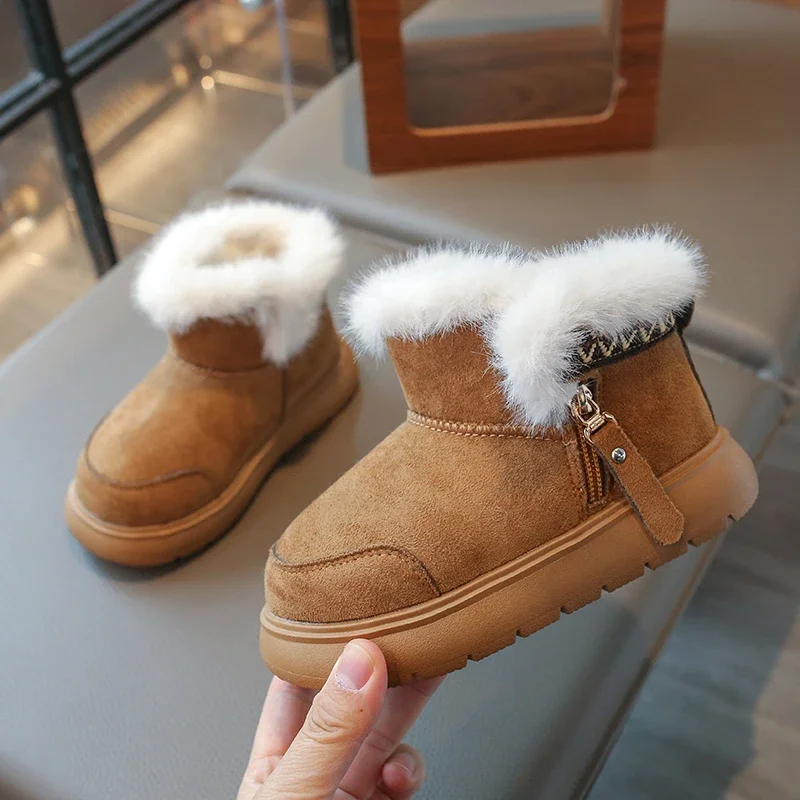 

Children Casual Shoes for Girls 2025 Winter New Fashion Korean Style Soft Bottom Anti-slippery Versatile Leather Cotton Boots