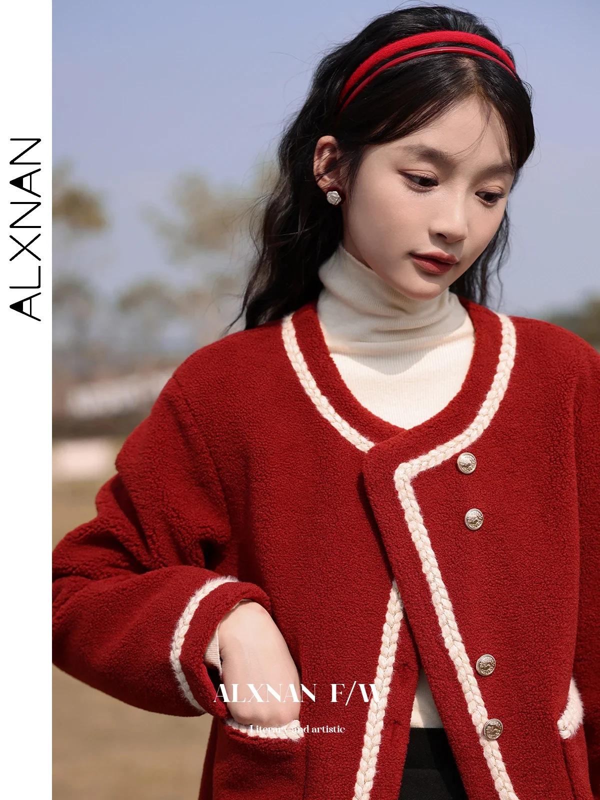 

ALXNAN Tweed Wool Coat for Women 2024 Imitation Lamb New Autumn Winter Chic Sweet Gentle Crew-neck Quality Outerwear LXN28079