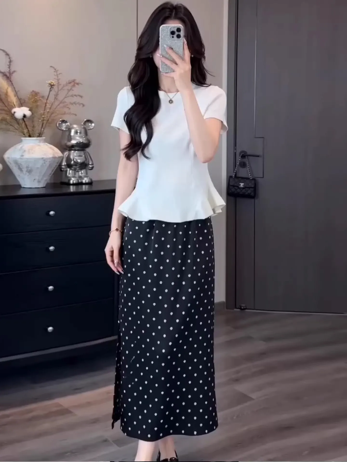 

Summer Fashion Set Women's T-shirt Skirt Short Sleeve Pleated Shoulder High Waist Casual Style Two-Piece Suit Comfortable Wear