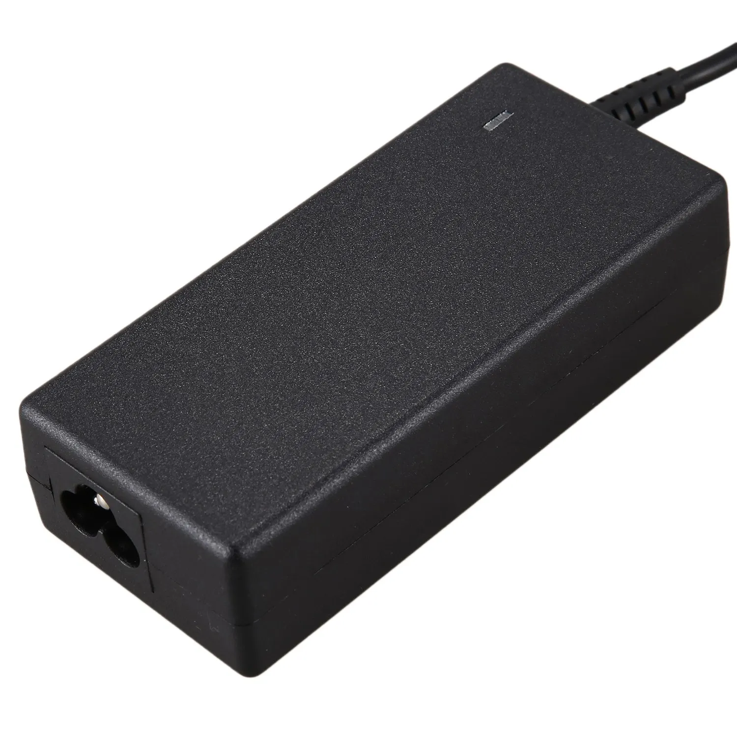 SCLS 19.5V 3.34A 65W AC Adapter Laptop Charger for 15 3000 5000 Series 15 3552 3558 5567 Power Supply 4.5X3.0