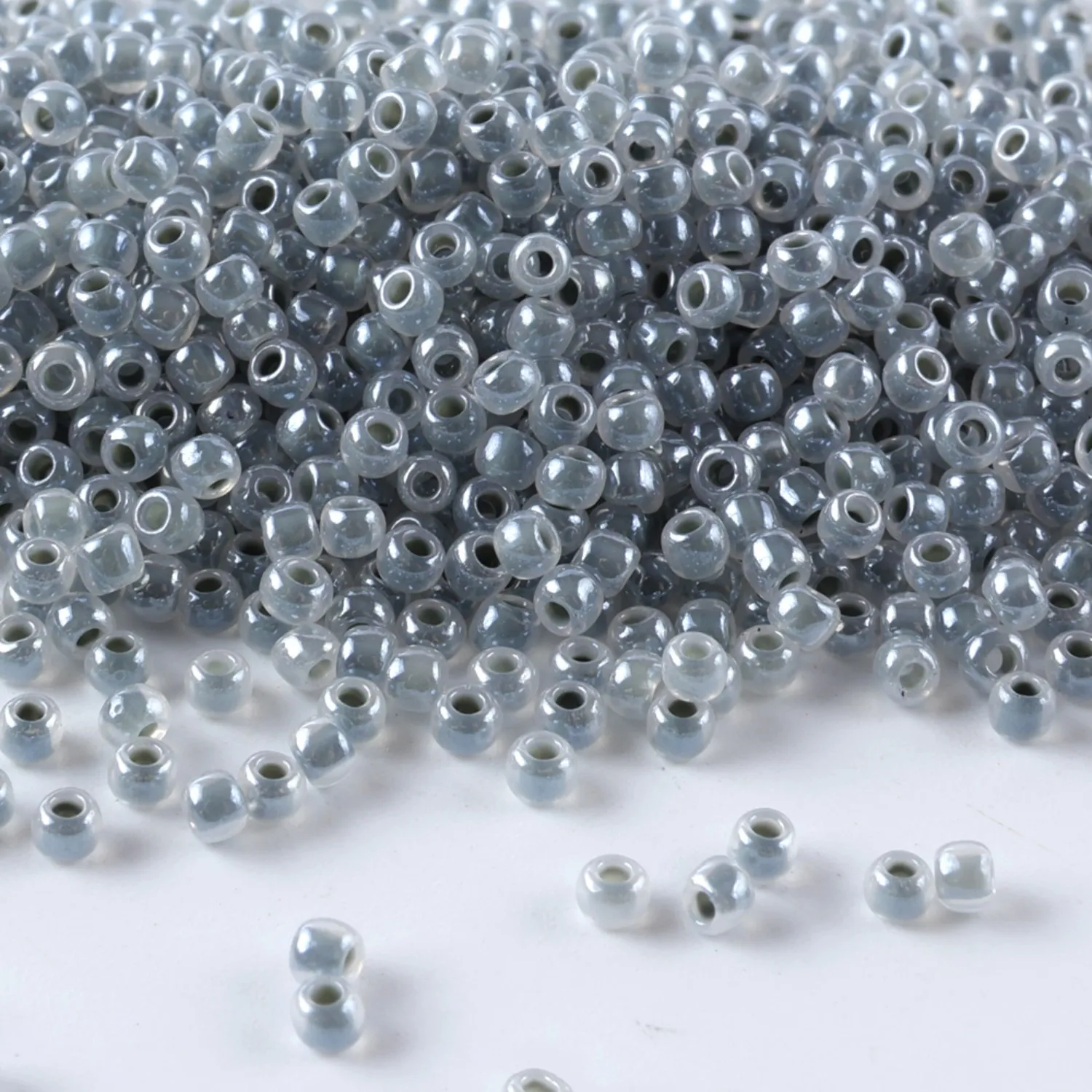 Hochwertige Glasperlen der Cream Series CJ für Schmuckherstellung, 10g/Tube, geeignet für alle Arten von DIY-Näharbeiten und anderen Bastelprojekten. – Detail 1