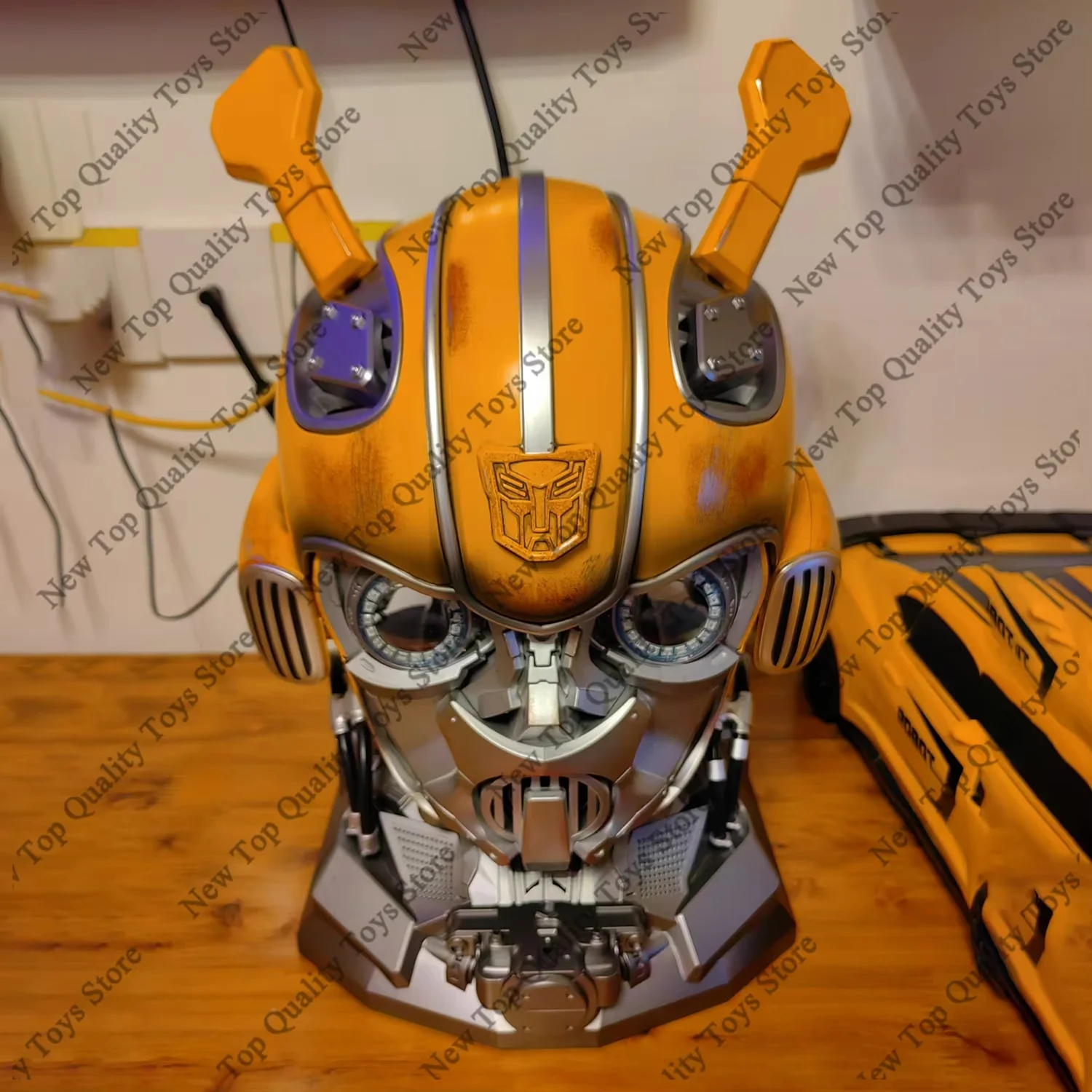 2024 Hot Bumblebee Helmet English Voice Control Mask Bluetooth Base Light Up Eyes Action Collection Figure For Children Gift