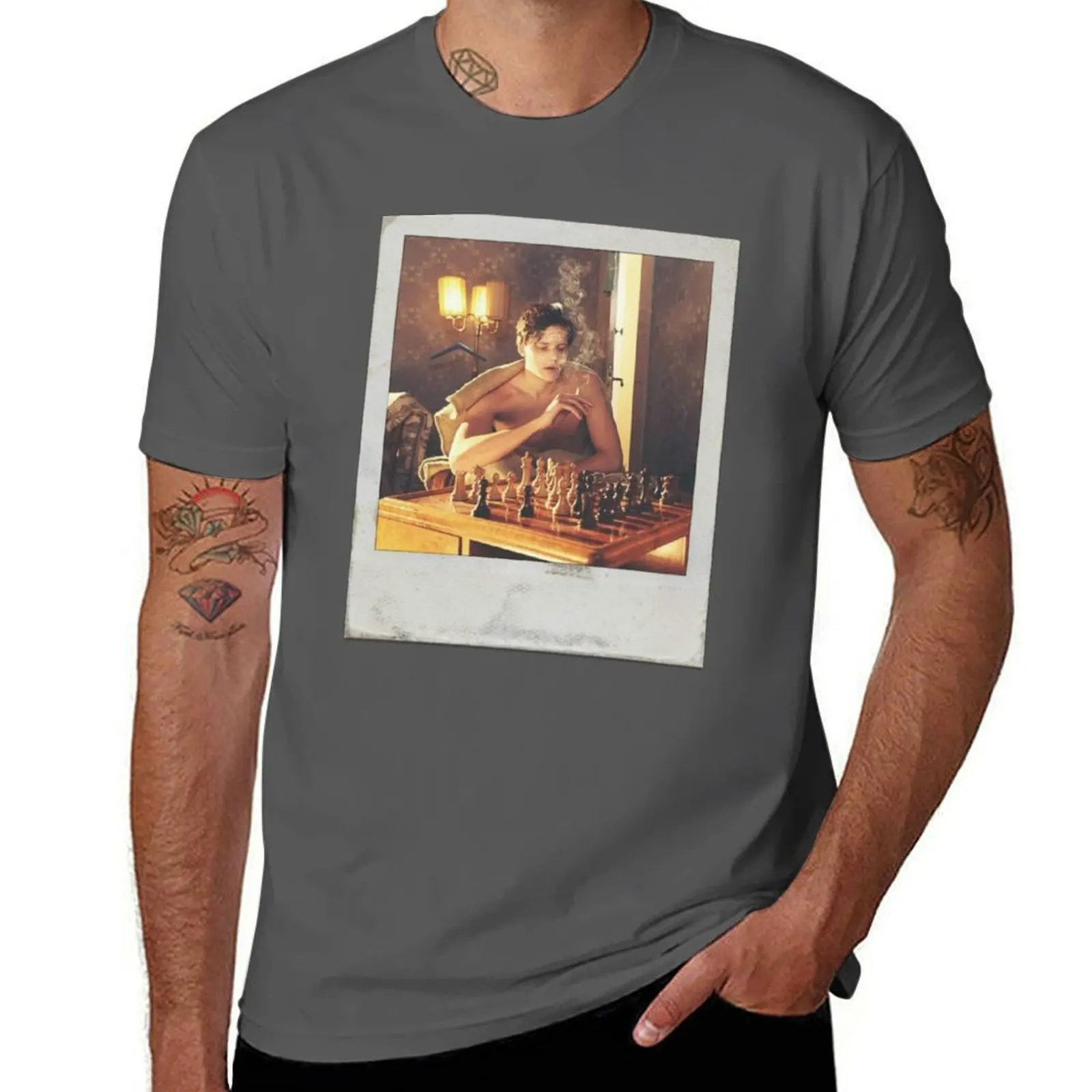 

Celebrity: Bill Skarsgard [Polaroid] T-Shirt Trendy Casual Short Sleeve Shirt