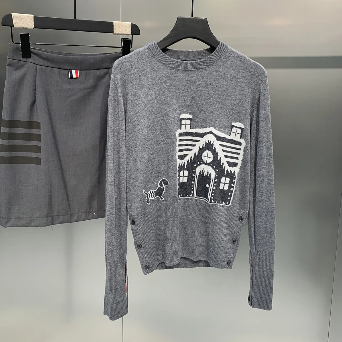 

High-End Version European Sle Long Sve Knitted Sweater Women's Faion Slim Fit Overhead Top Romantic Snow House Design