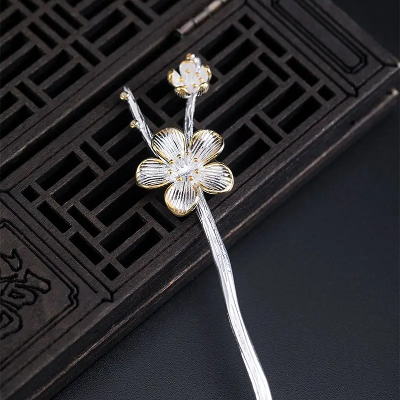 Silver Plated Plum Blossom Hairpin Classic Plate Hair Hairpin Ancient Costure Court Hanfu Opera Headwear Gift Jewelry Women