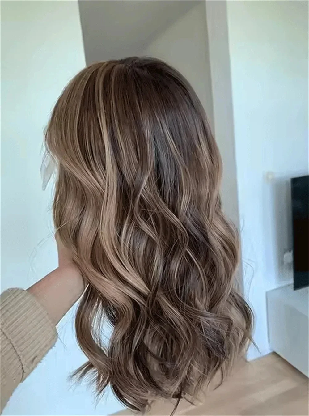 2026 Fashion Lace Front Wigs Dark Brown with Blonde Highlights 13x4 Transparent Glueless Wig for Ladies Women Synthetic Wig Sale