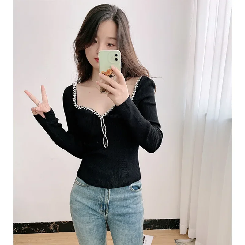 

Women's Knitted V Neck Pullover Slim Fit Elegant Diamond Long Sleeve Knitted Sweater