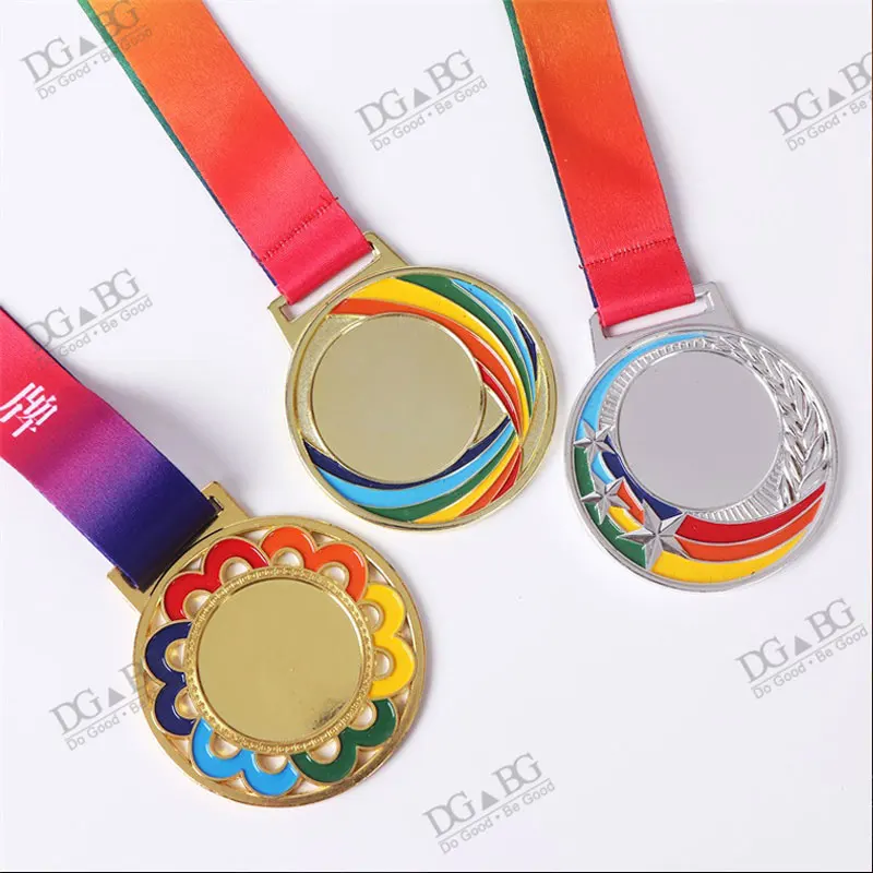 DIY Make Your Own Award Medals Kit with Ribbons – Fun Craft Activity for Parties & School | Boys & Girls Party Favors Gift