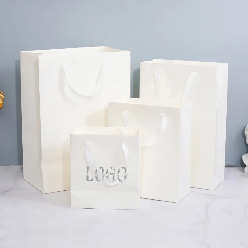 Customized product、Customised Cloth Boutique Cardboard Packaging Matte Cheap Pink Paper Bag with Your Own Logo For Sm